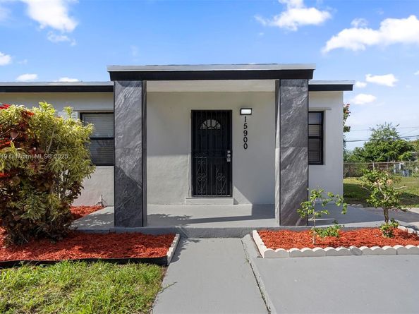 15900 NW 18th Ave, Miami Gardens FL 33054