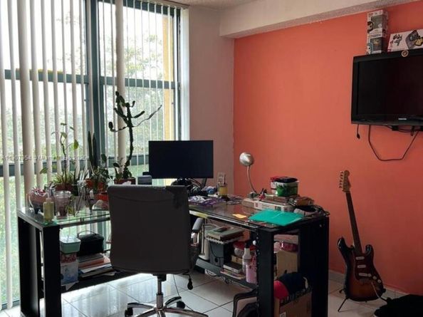 11780 SW 18th St 5282, Miami FL 33175