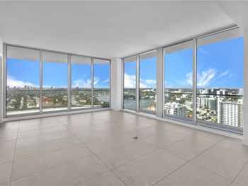 151 N Seabreeze Blvd