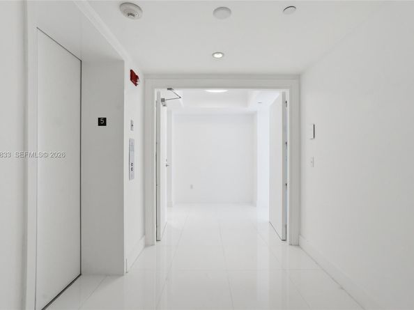 2627 S Bayshore Dr 501, Miami FL 33133