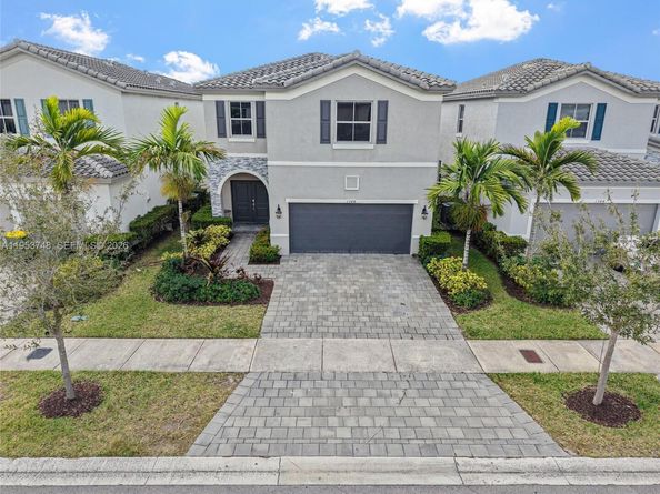 1388 SE 27th Ter, Homestead FL 33035