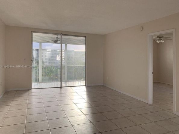 2855 Leonard Dr H404, Aventura FL 33160