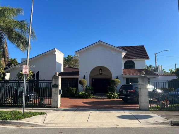 2190 SW 22 terrace, Miami FL 33145