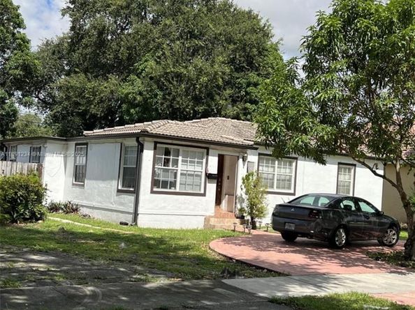 61 Truxton Dr, Miami Springs FL 33166