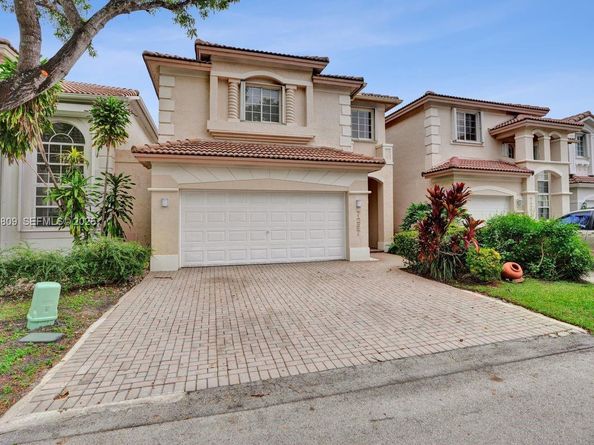 7257 NW 113th CT, Doral FL 33178