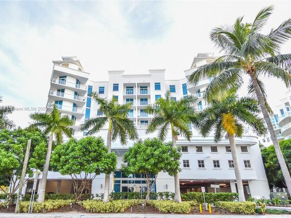 3030 NE 188th St 309, Aventura FL 33180