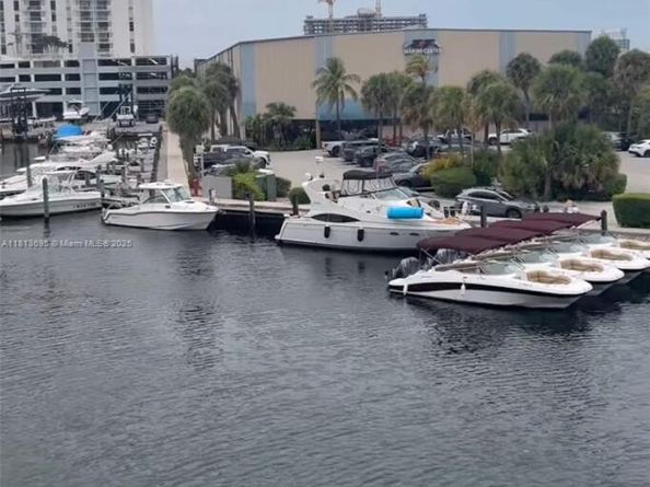 13105 NE Ixora Ct 300, North Miami FL 33181