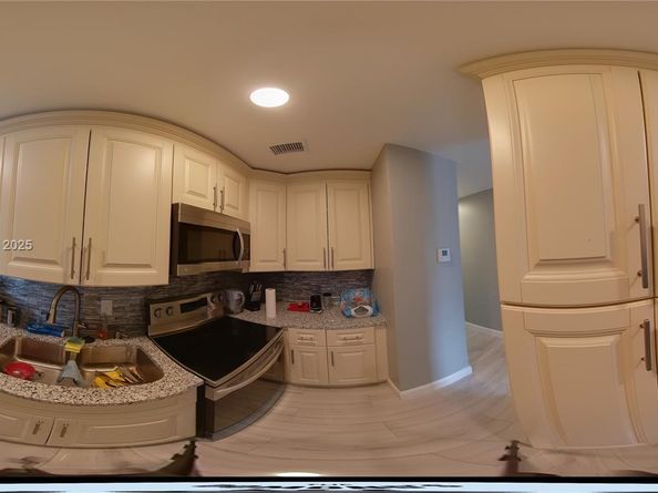 3705 NW 84th Ave D5, Sunrise FL 33351