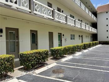 5001 NW 34th St