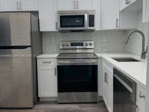 9370 SW 8th St 418, Boca Raton FL 33428