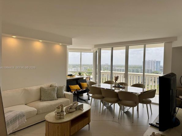 1000 Island Blvd 1410, Aventura FL 33160