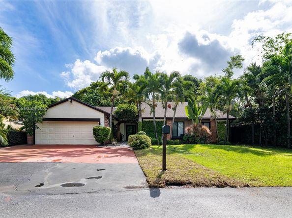 5441 SW 155th Pl, Miami FL 33185
