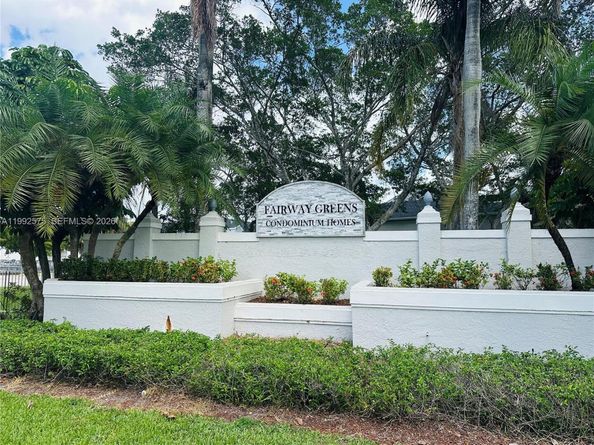 481 SW 113th Way 481, Pembroke Pines FL 33025
