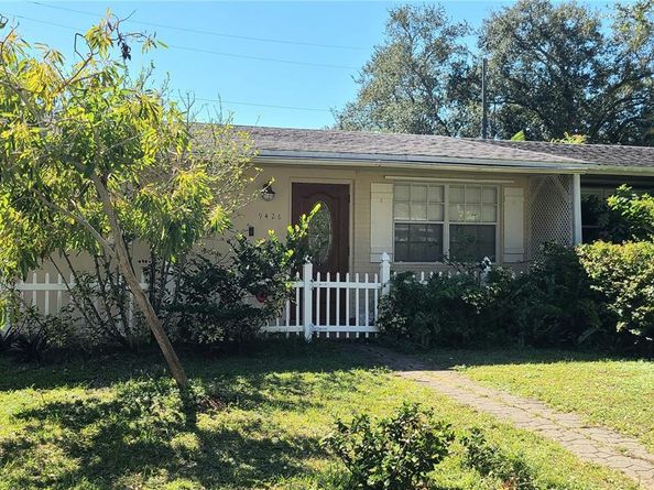 9426 SW 52nd St, Cooper City FL 33328