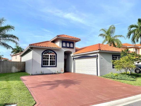 6562 Geneva Street, Lake Worth FL 33467