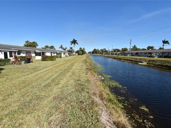 2672 E Emory Drive D, West Palm Beach FL 33415