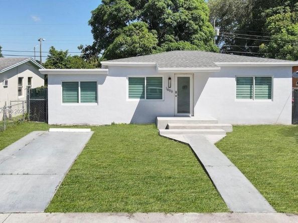 1499 NE 152nd St, North Miami Beach FL 33162