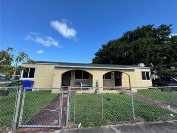 5171-5173 NW 19th Ave
