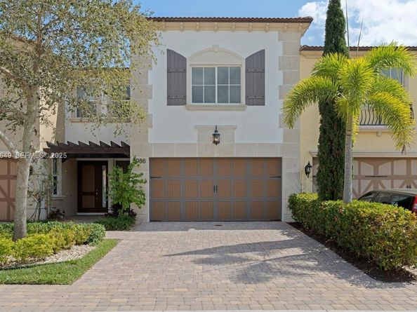 2086 Foxtail View Ct, West Palm Beach FL 33411