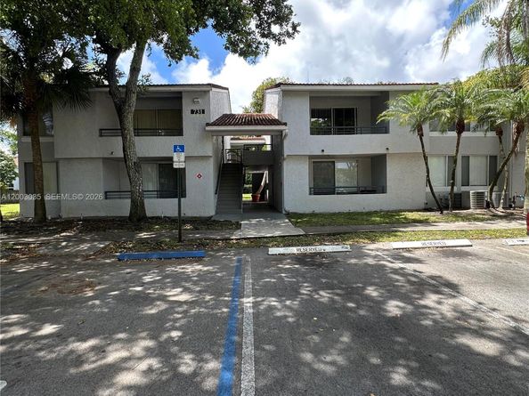 731 Lyons Rd 16203, Coconut Creek FL 33063