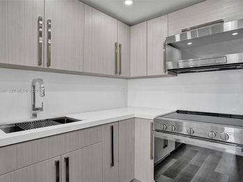 500 Three Islands Blvd