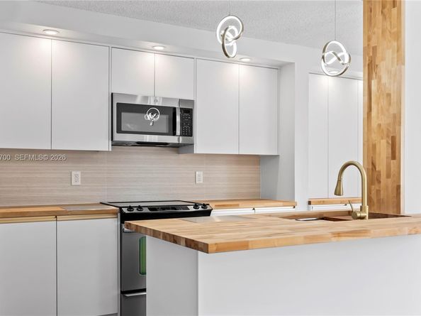 7511 S Oriole Blvd 201, Delray Beach FL 33446