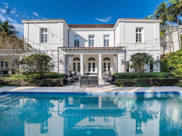 1033 Hardee Rd, Coral Gables FL 33146