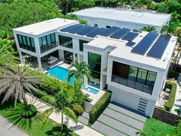 1600 NE 6th St, Fort Lauderdale FL 33304