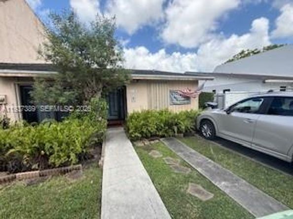 2429 SW 110th Ave, Miami FL 33165