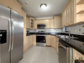 3815 NW 35th St