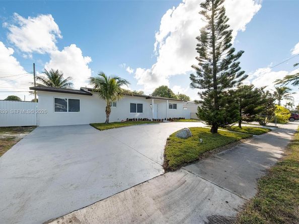 17201 NW 42nd Ave, Miami Gardens FL 33055