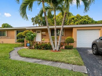 2200 Alcazar Dr