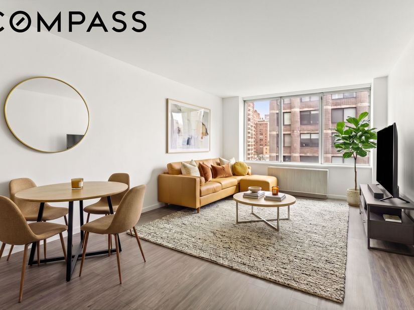 61 West 62nd Street 8H, New York NY 10023