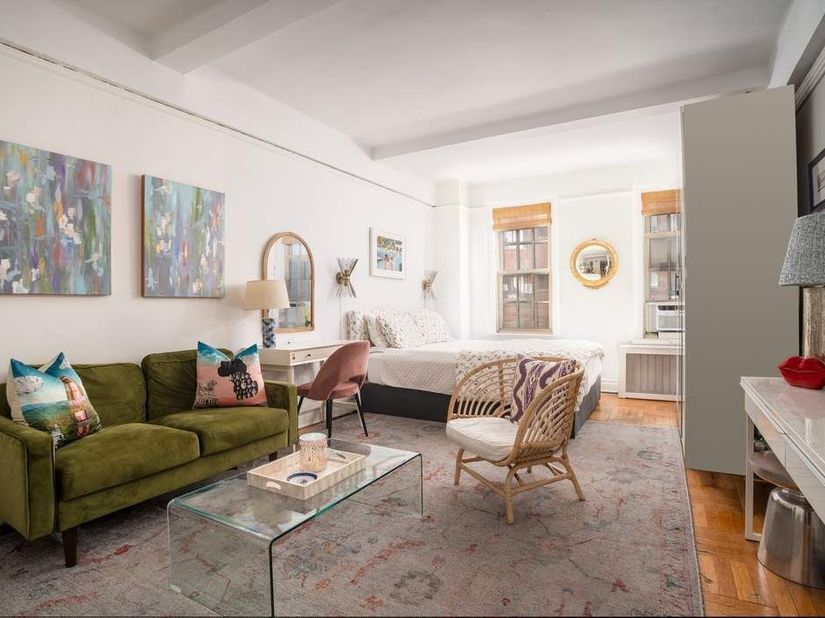 24 Fifth Avenue 811, New York NY 10011