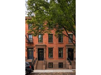 151 Kane Street
