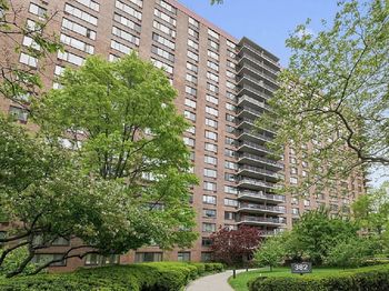 382 Central Park W
