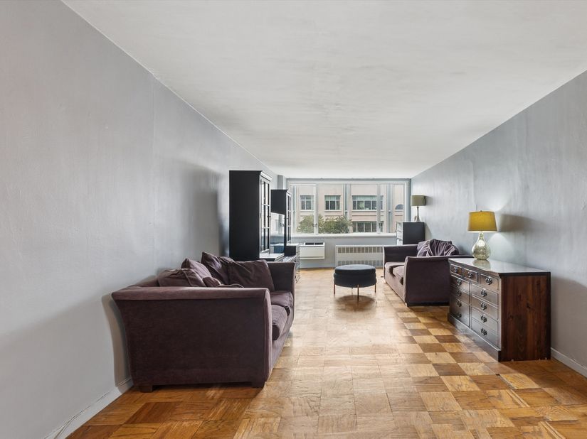 333 East 14th Street 4D, New York NY 10003