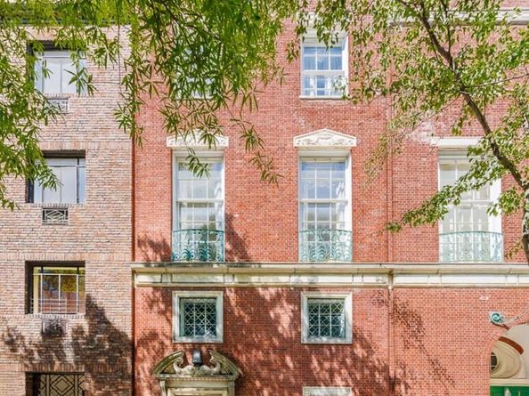 67 East 93rd Street, New York NY 10128