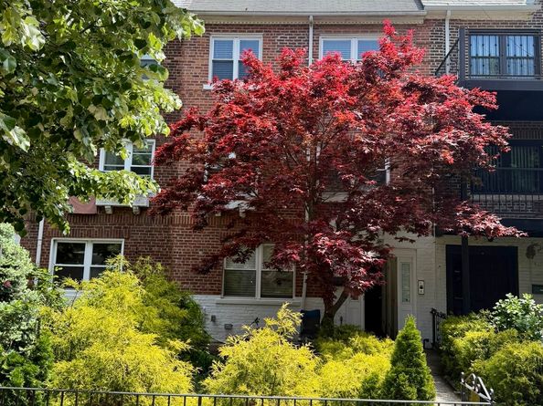 19-61 80th Street, Queens NY 11370