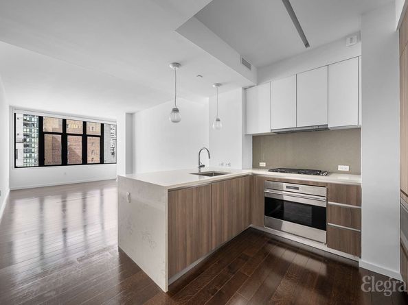 591 3rd Avenue 12A, New York NY 10016