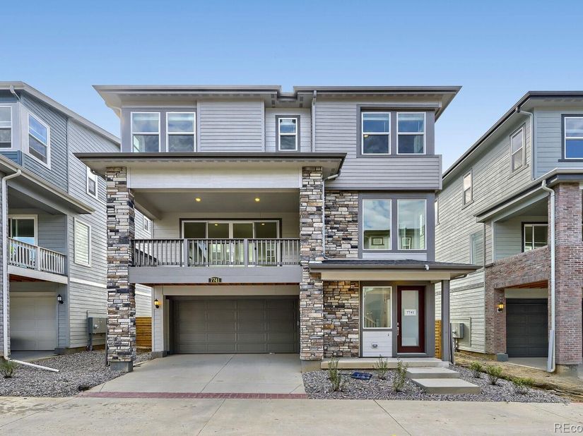 7741 S Mobile Way, Centennial CO 80016