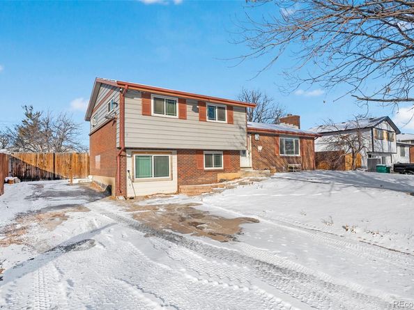 731 Elkhart Street, Aurora CO 80011