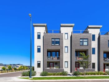 28 Oneida Court