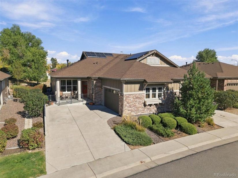 6917 W Jewell Drive, Lakewood CO 80227