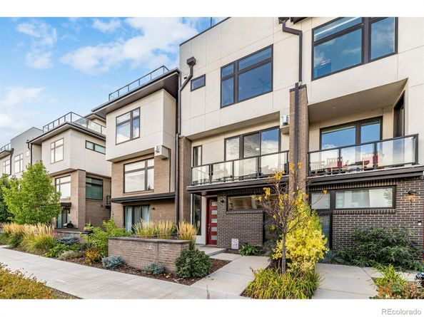 6820 E Lowry Boulevard, Denver CO 80230