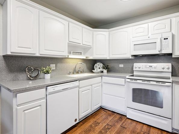 605 S Alton Way 12B, Denver CO 80247