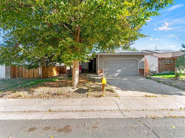 1662 Biscay Circle, Aurora CO 80011