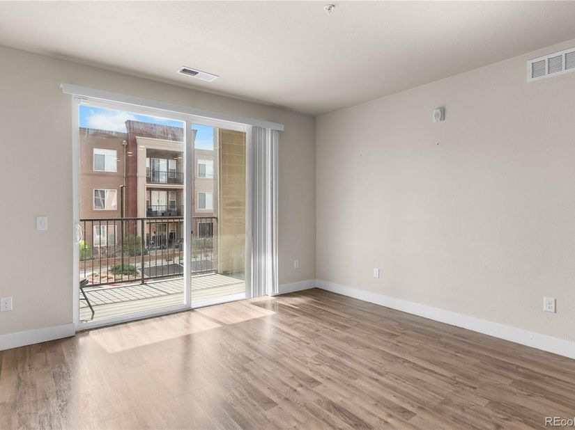 14301 E Tennessee Avenue 204, Aurora CO 80012
