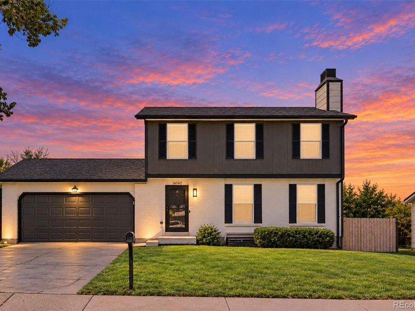 16562 E Louisiana Drive, Aurora CO 80017
