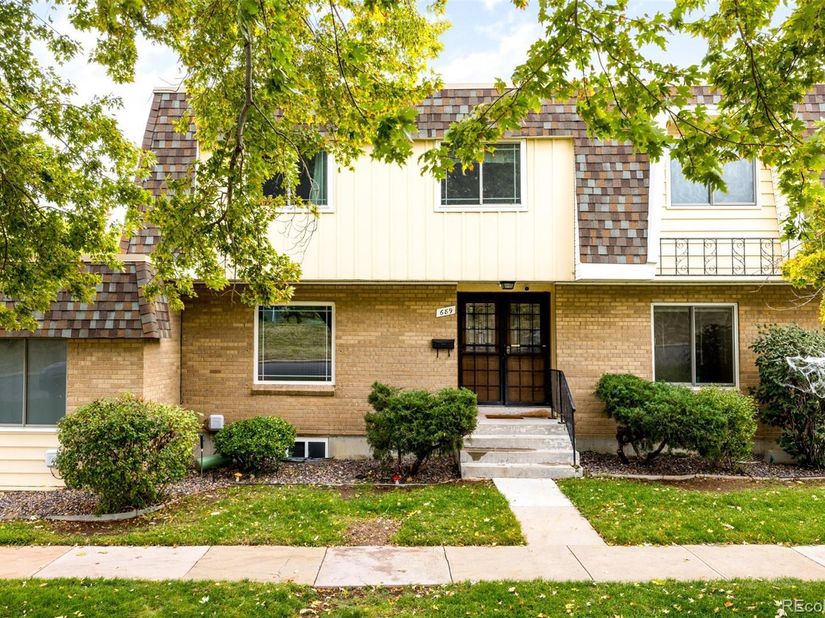 689 S Zinnia Court, Lakewood CO 80228